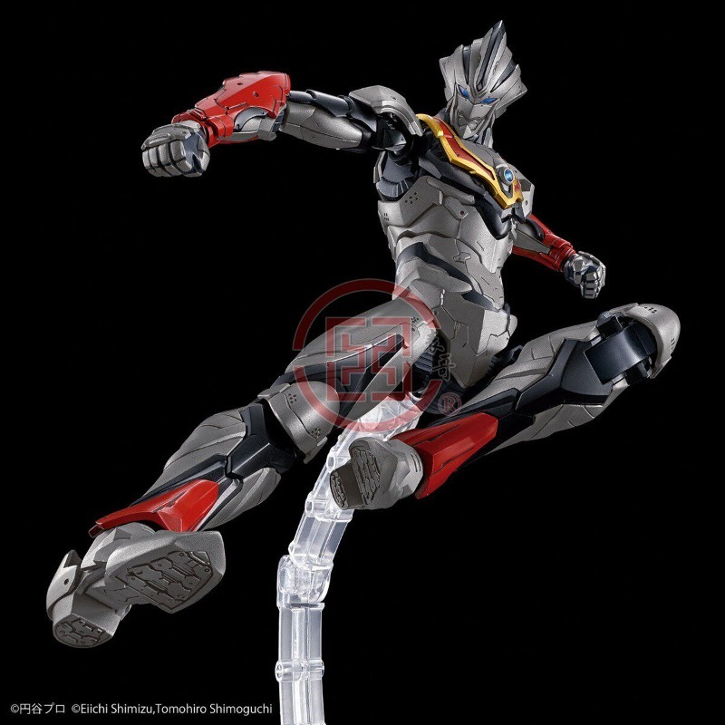 Figura de Acción Original de B - Model Kit Ultraman Tiga reseña y precio