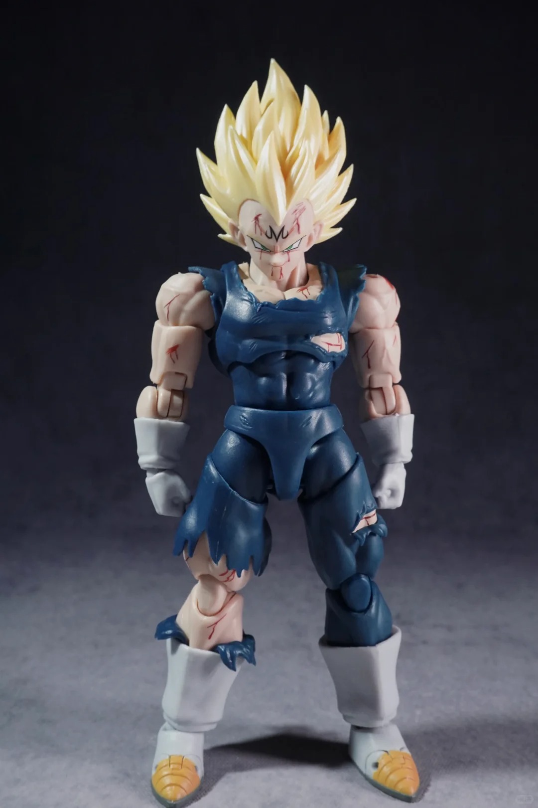 En stock: Figura de acción de  - Model Kit Vegito reseña y precio